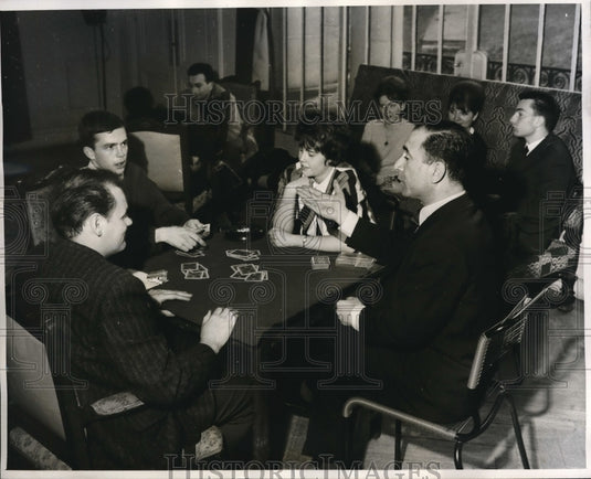 1963 Press Photo Bridge Players and Kibitzers- Historic Images