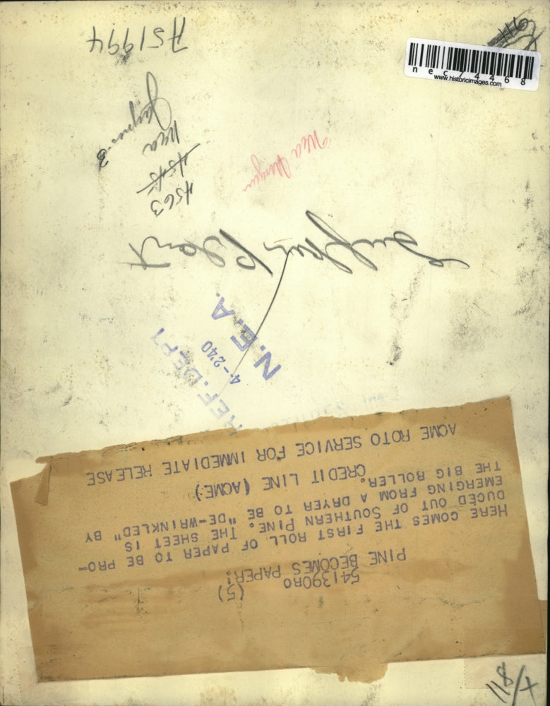 1940 Press Photo st roll of paper from Souther Pine at a production facility