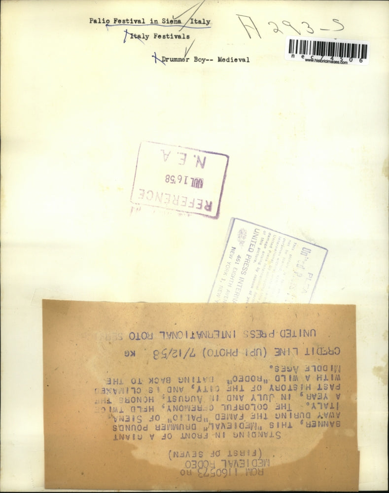 1958 Press Photo Medieval drummer at a rodeo festival in Italy