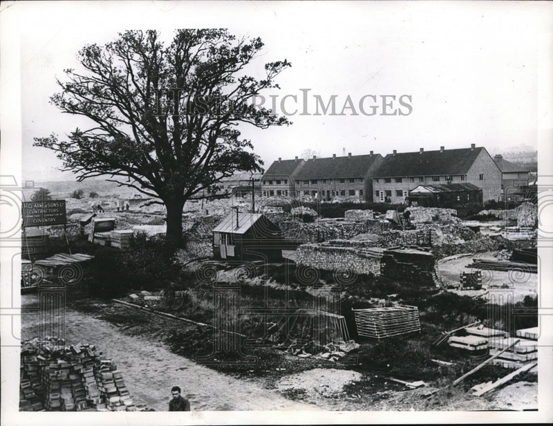 Load image into Gallery viewer, 1946 Press Photo Coventry, England new homes built after the war
