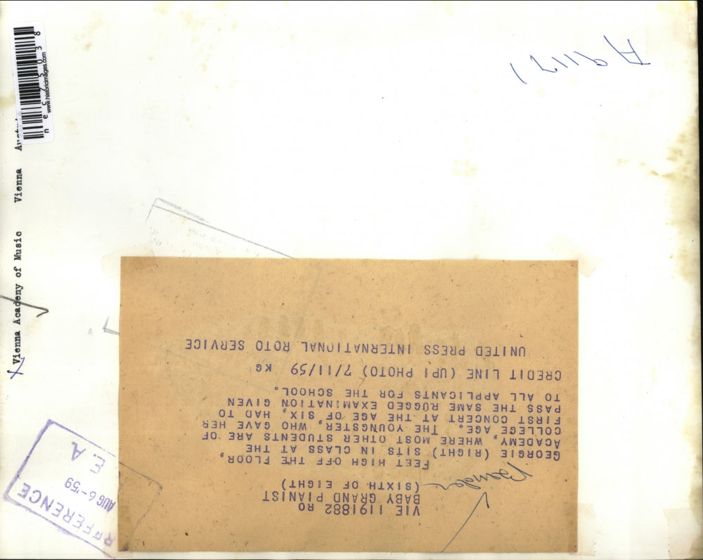 1959 Press Photo George Bender age 6 at class with college kids at Academy for m