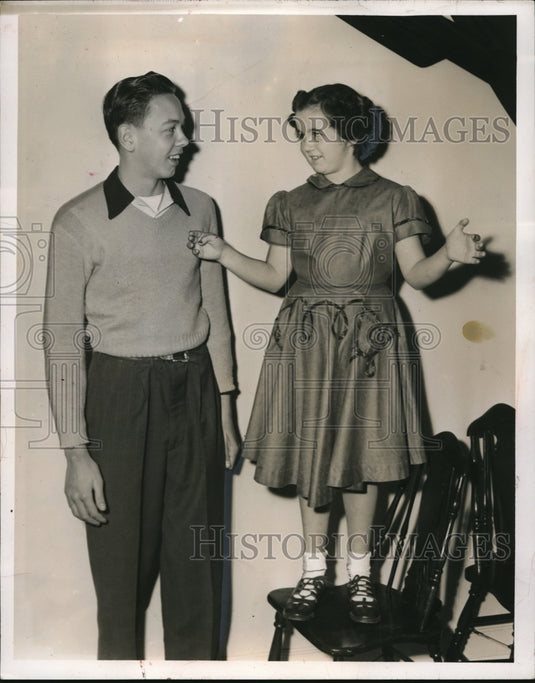 1952 Press Photo Cleveland fishing King & Queen Rbt Readdance, Jean Rusinko