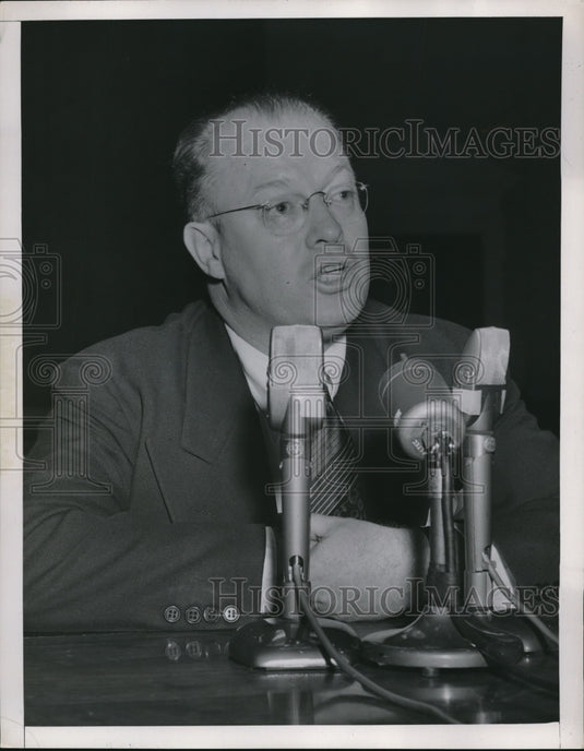 1951 Press Photo Wash DC Thomas Scanlon suvsr of accounts of Boston IRS
