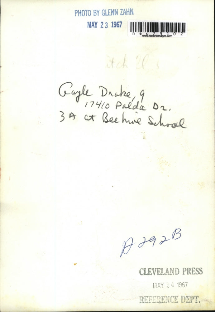 1967 Press Photo Gayle Drake age 9 at Beehive school in Cleveland