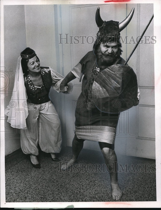 1964 Press Photo J Boolish , M Johnquest at Press Club Mask Ball