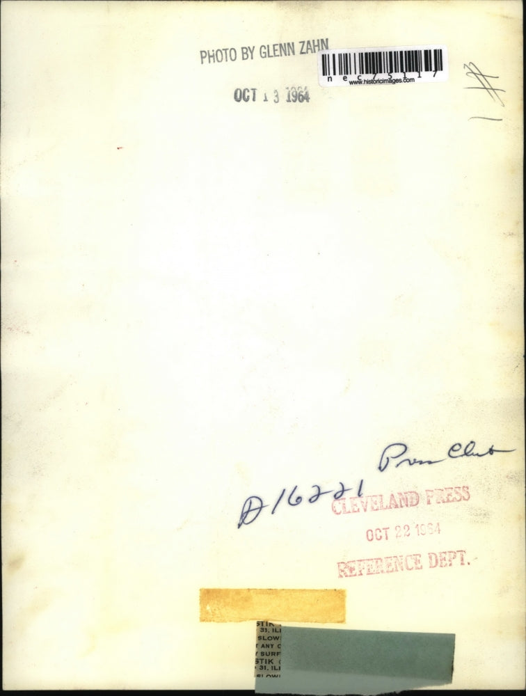 1964 Press Photo Two ladies at Press Club Masque ball in Cleveland