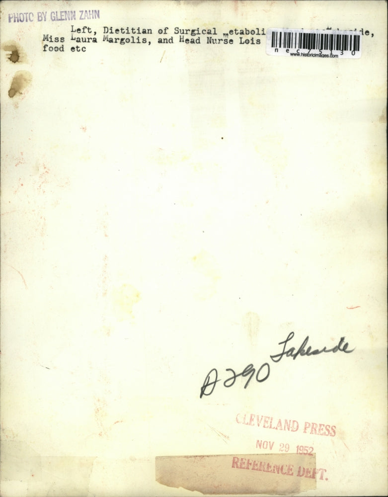 1952 Press Photo Dietician Laura Margolis & Head Nurse Lois at Lakeside Hospita