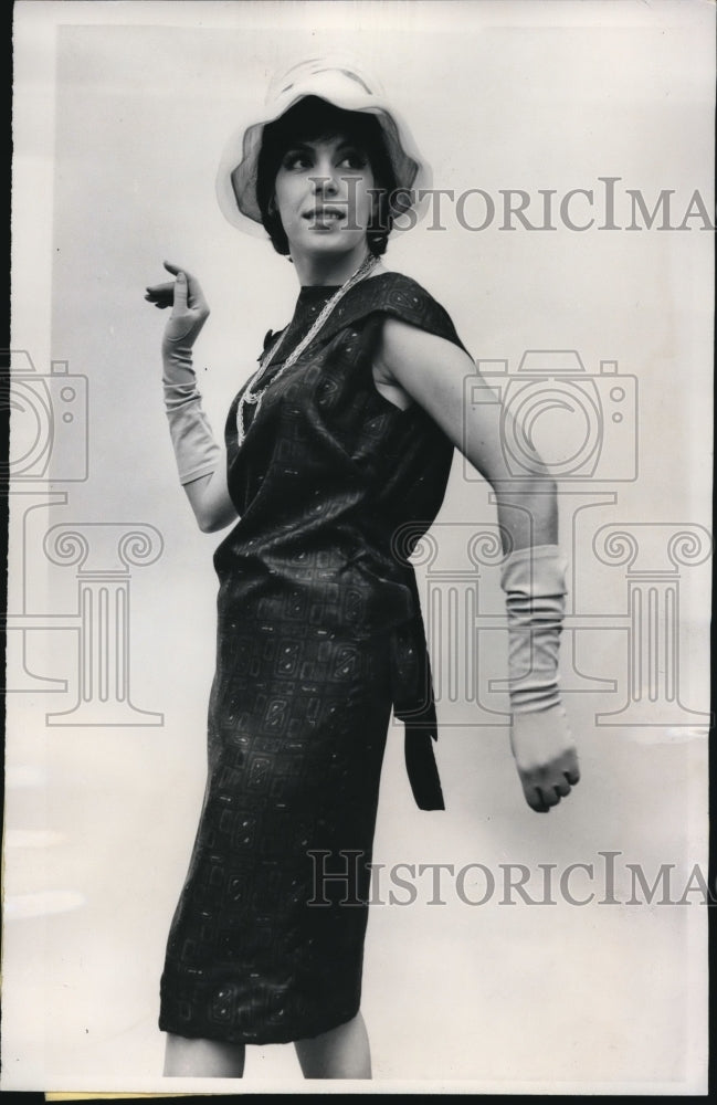 1961 Press Photo Rome Italy fashion designs by Tita Rossi on a model