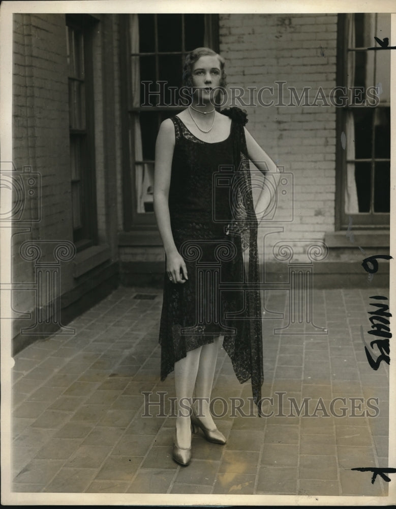 1927 Press Photo Miss Mary Gawthrop to make debut inNYC this season