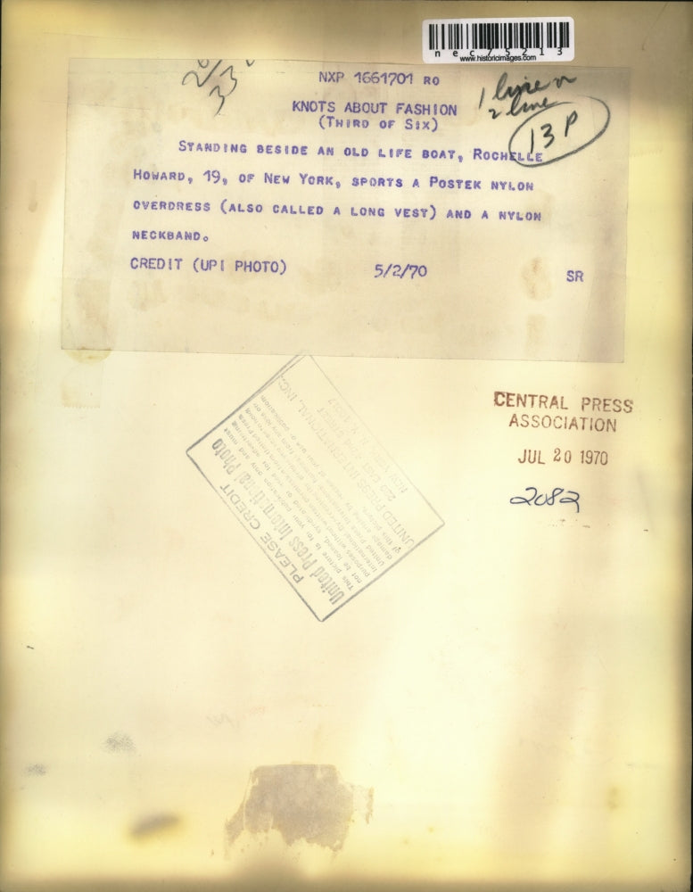 1970 Press Photo Rochelle Howard Wearing Postek Nylon Overdress and Neckband