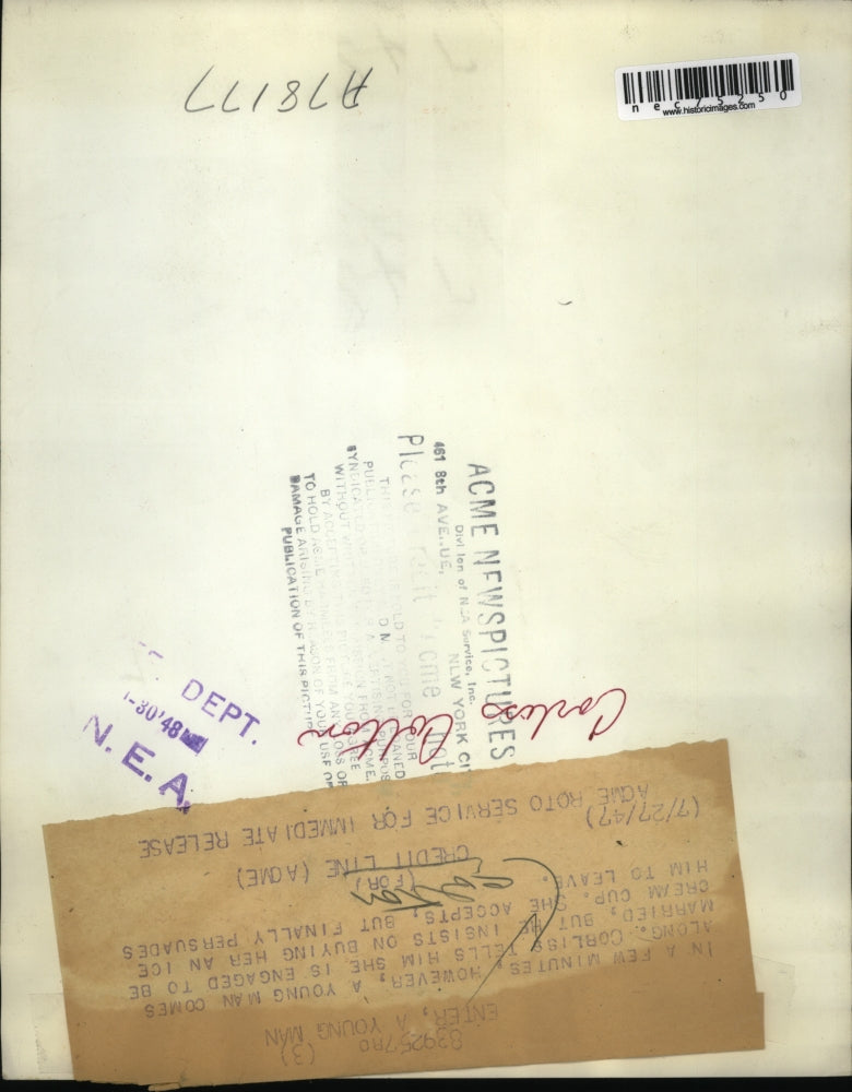 1947 Press Photo Corliis Colton Eats Ice Cream with a Young Man