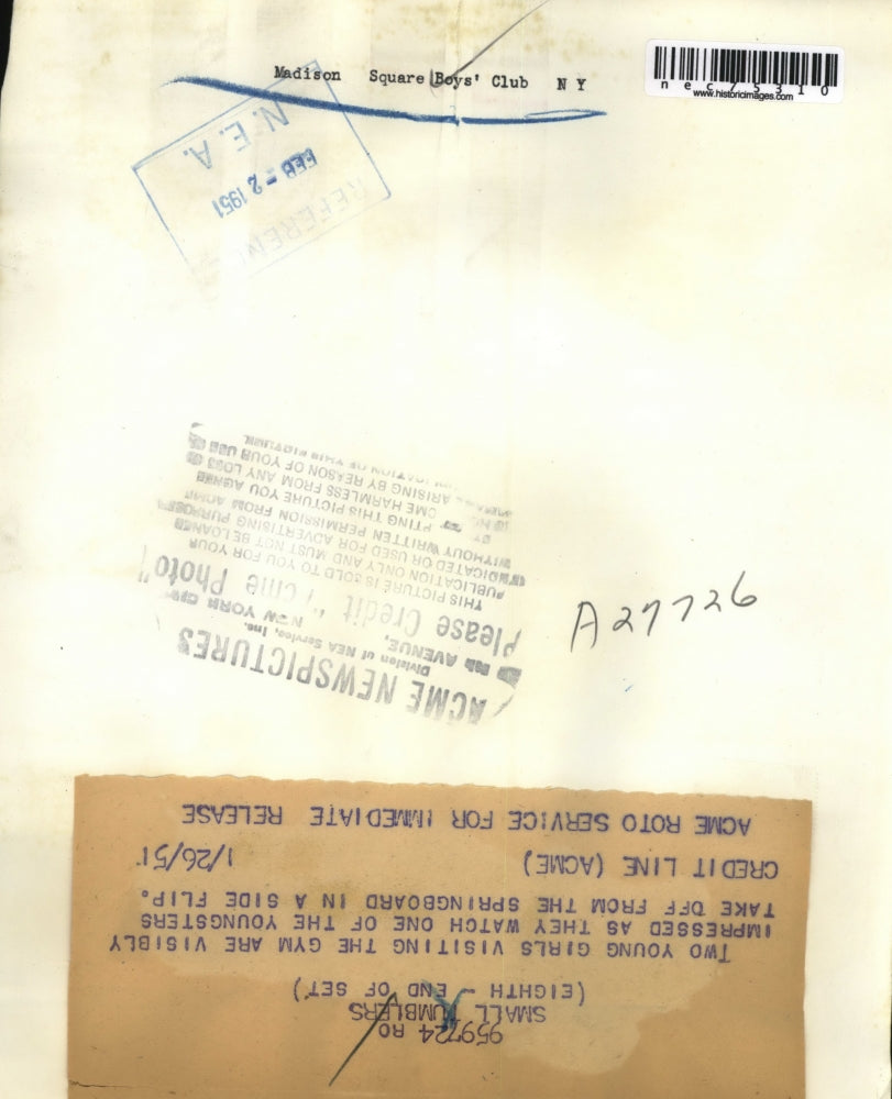 1951 Press Photo Girls visit the gym & boy doing side flips in NY