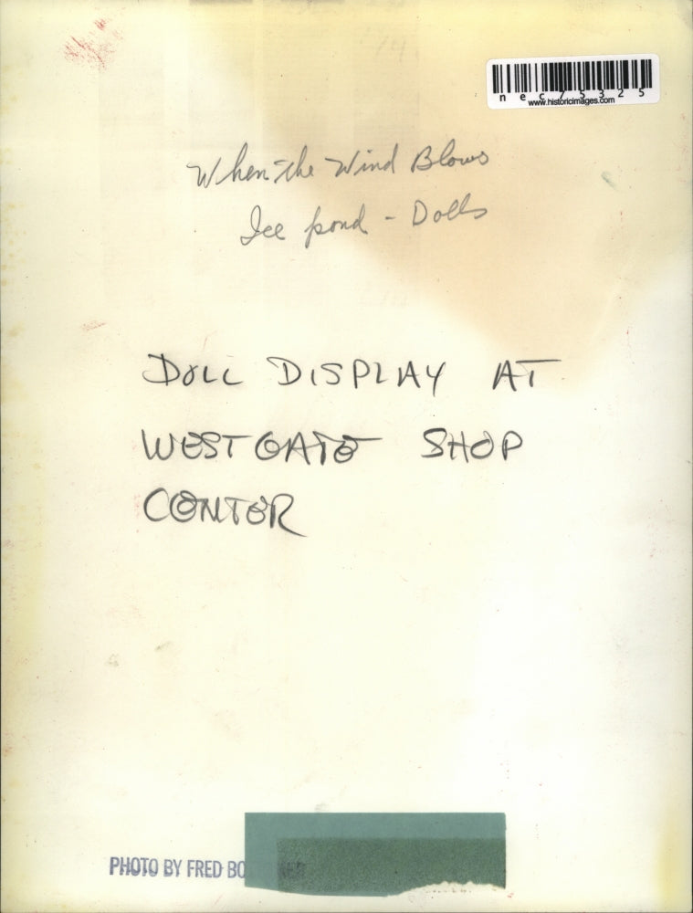 Load image into Gallery viewer, Press Photo Doll display at Westgate shopping center in Cleveland Ohio
