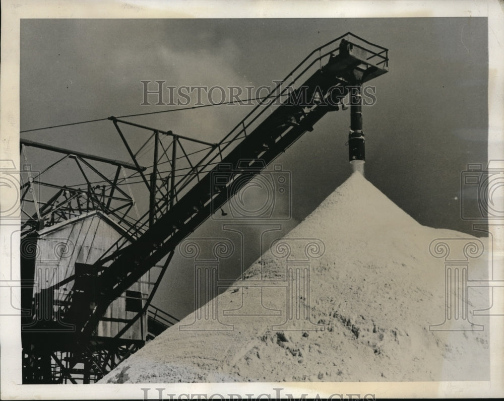 1939 Press Photo Chilean nitrates processed at mining mill
