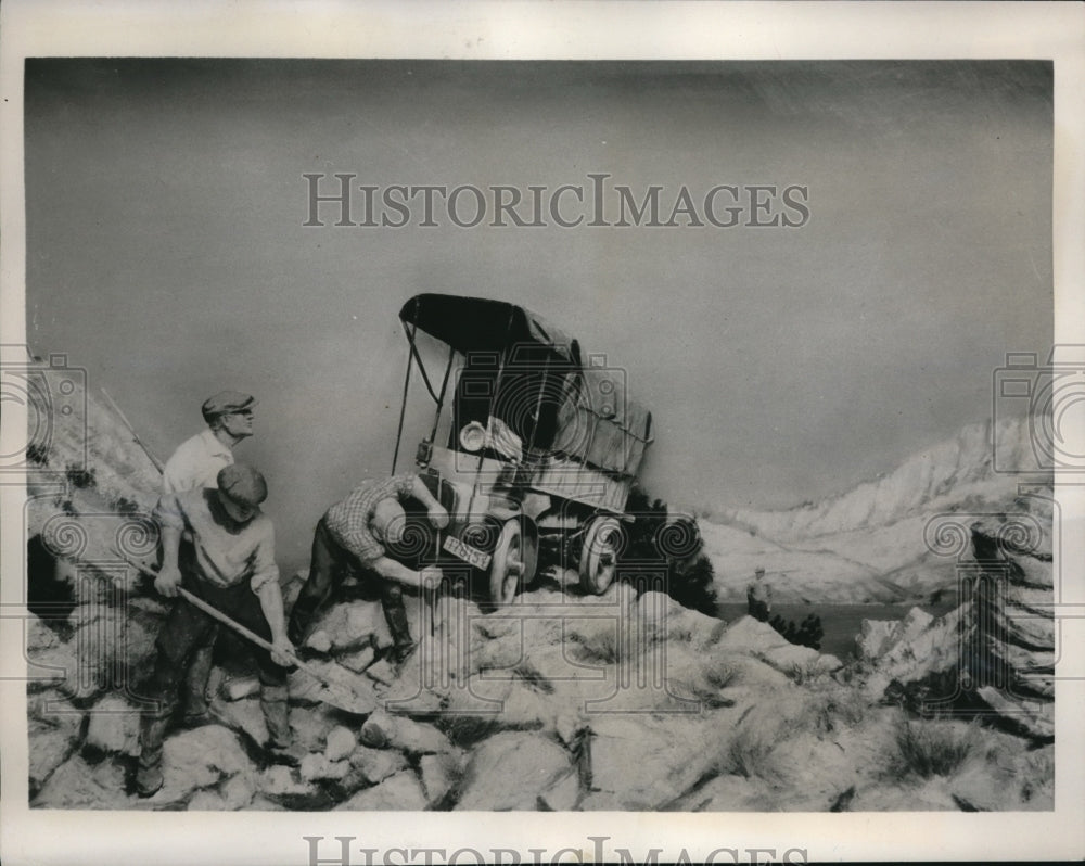 1941 Press Photo of depiction of 1st cross country trip via motor truck in 1911