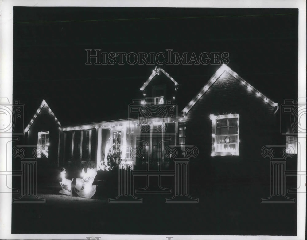 1952 Press Photo Residence Fred Hatton 5204 Porter Rd. North Olmstead