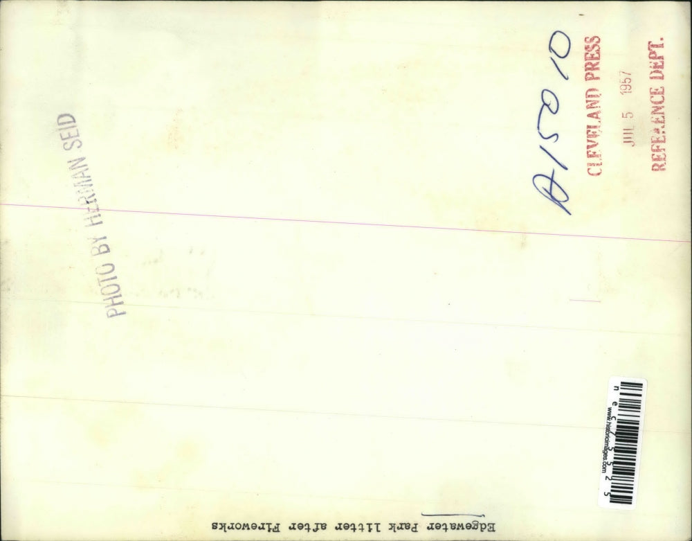 1957 Press Photo Edgewater Park Liter after fireworks