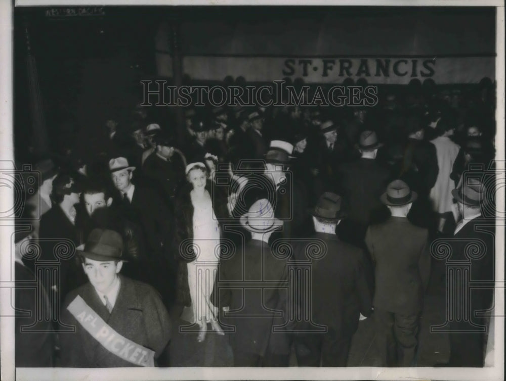 1937 Press Photo Disappointed Parties at St. Francis Hotel When Employees Strike