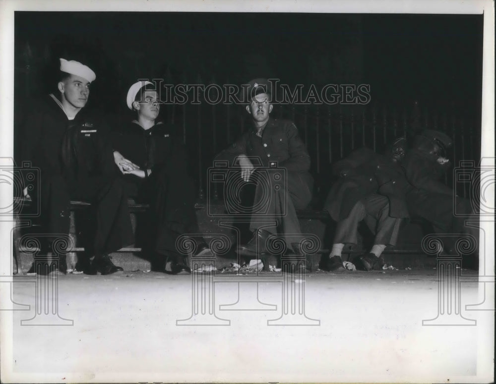 1943 Press Photo Soldiers are finding it hard to find housing in San Francisco
