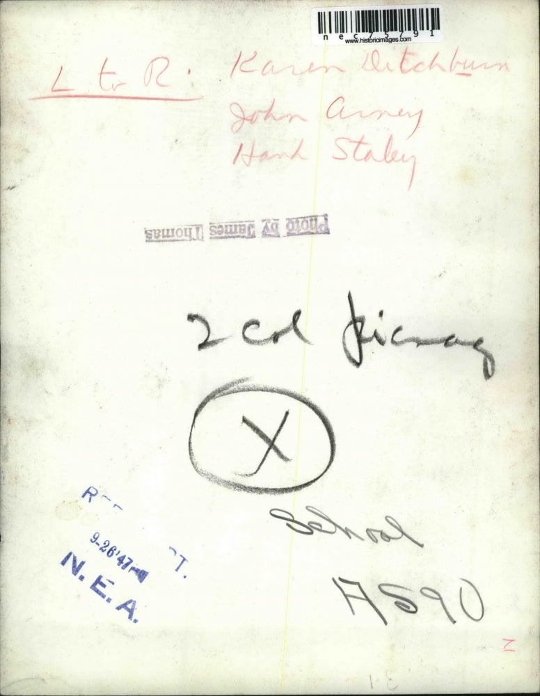 1947 Press Photo Young students learning to read