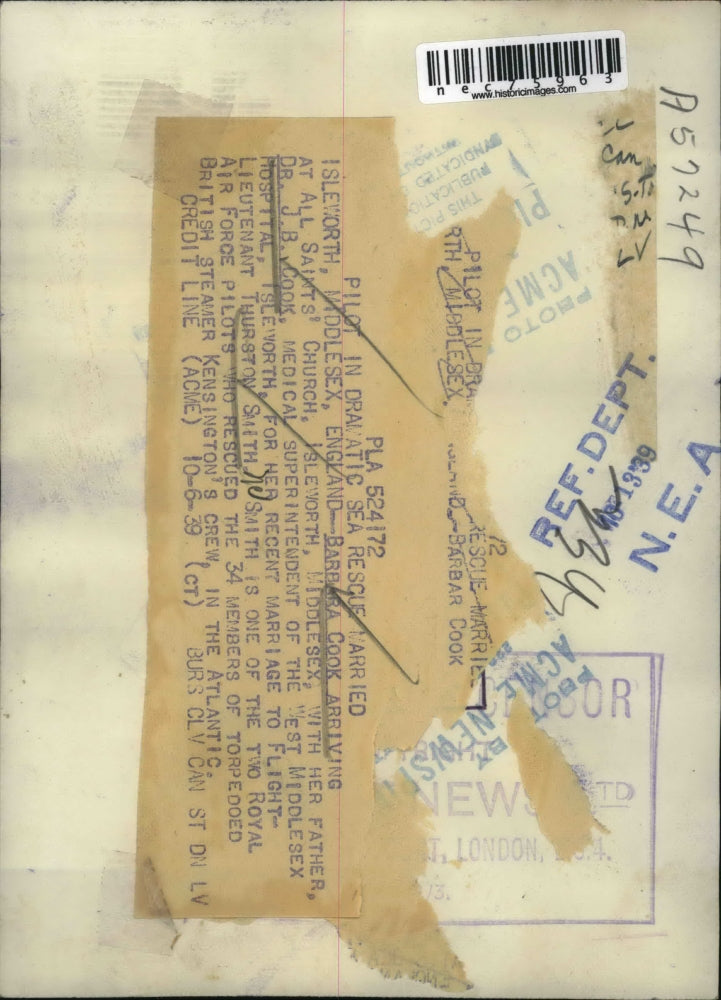 1939 Press Photo Barbara Cook & her father Dr. J.B. Cook marriage to Hero Pilot