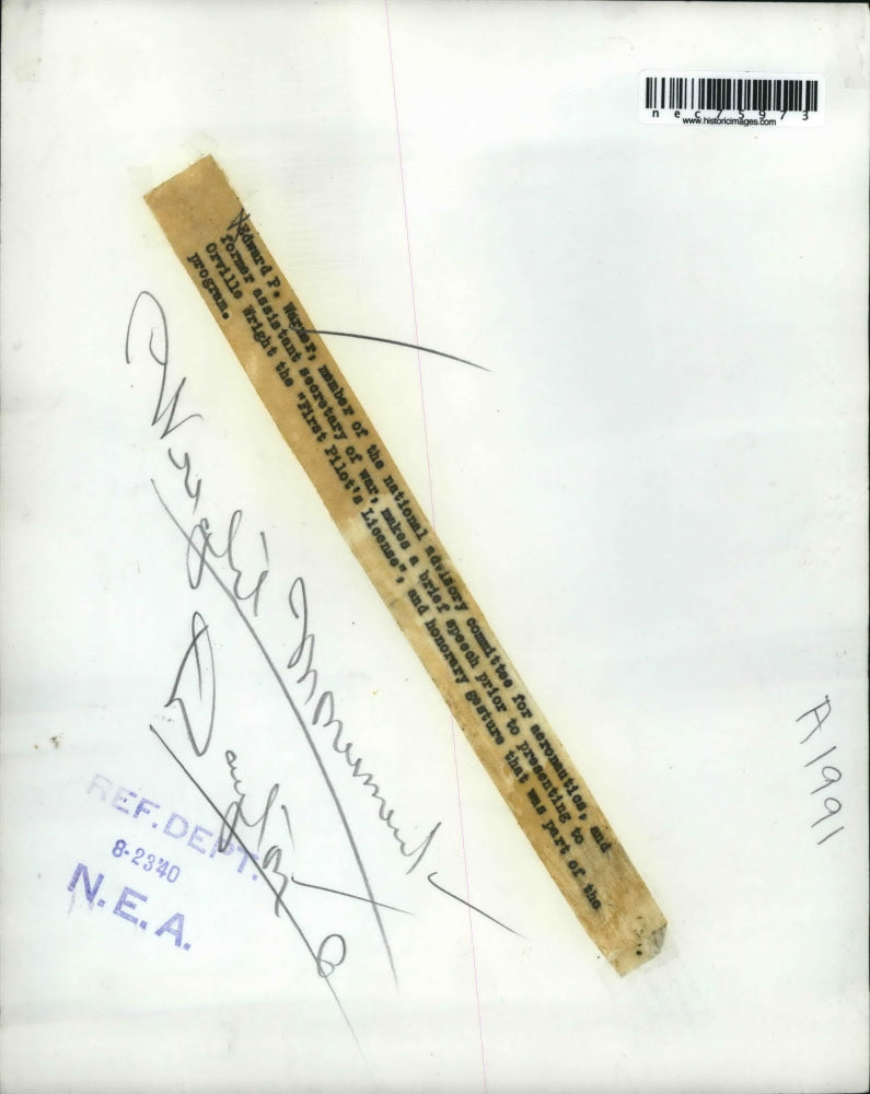 1940 Press Photo Edward P. Warner Presents Orville Wright's First Pilot License