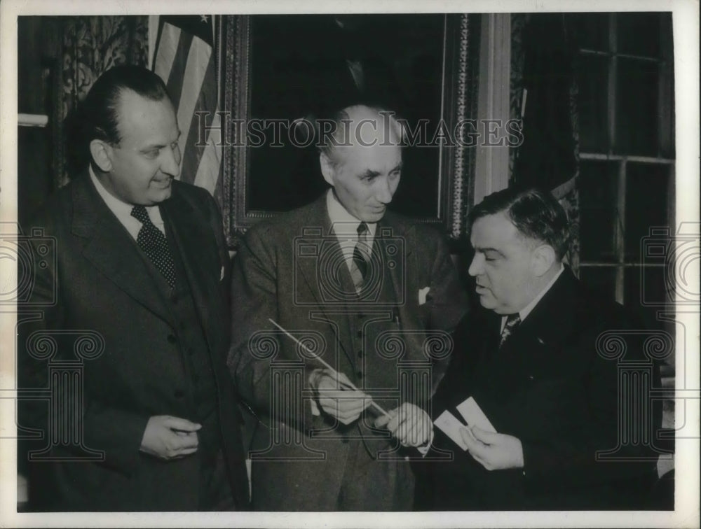 1945 Press Photo Karl Krueger conductor of the Detroit Symphony