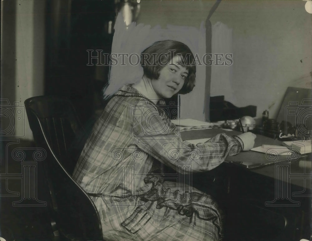 1924 Press Photo Julia Banks of Interior Dept as United States Atty