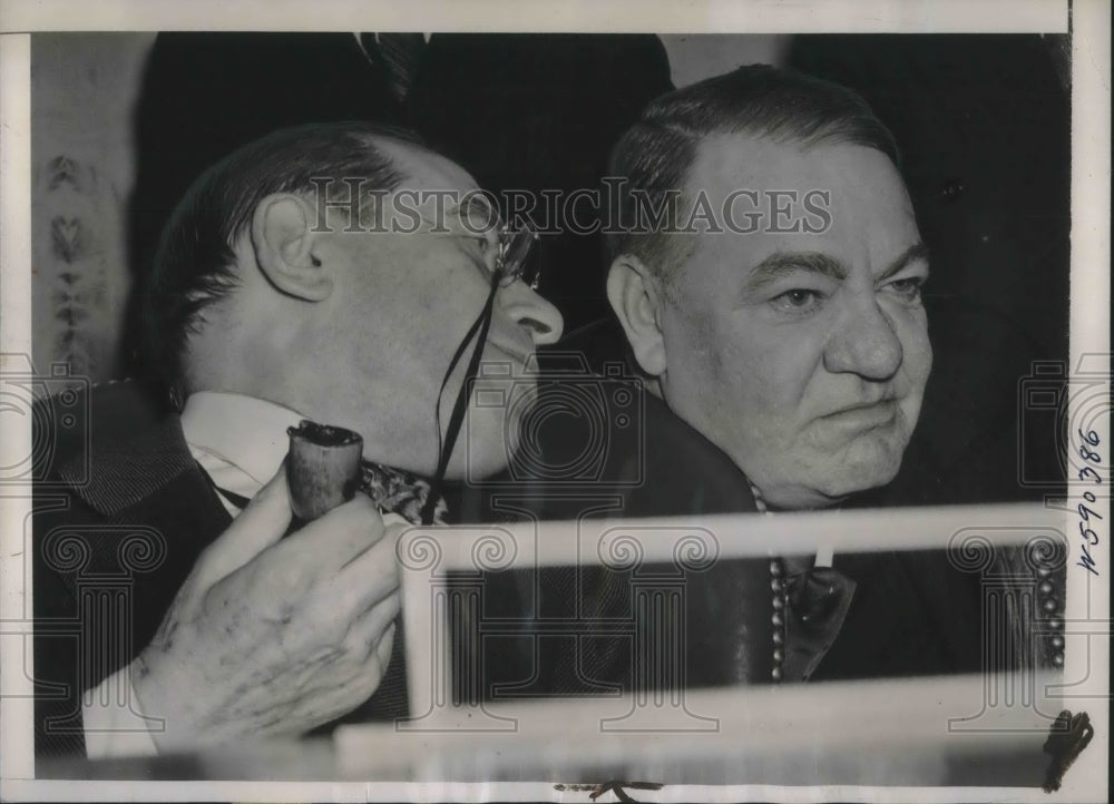 1941 Press Photo Gen Hugh S. Johnson listens to Rep Sol Bloom during hearing