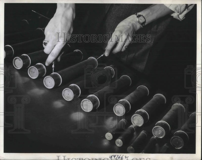 Load image into Gallery viewer, 1941 Press Photo Westinghouse Electricity and Manufacturing Co.'s plants
