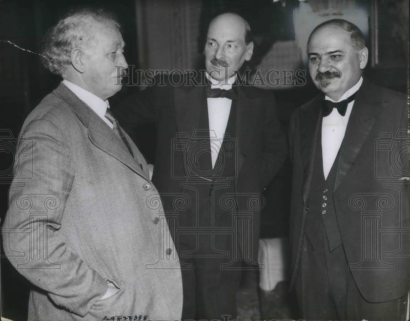 Load image into Gallery viewer, 1939 Press Photo Anglo-Russian Parliamentary Committee &amp; London Trades Council.
