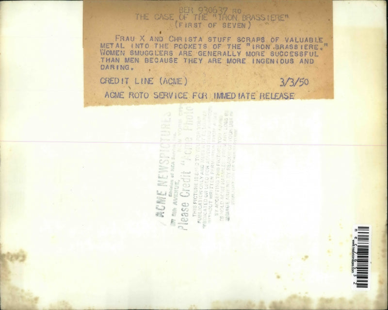 Load image into Gallery viewer, 1950 Press Photo Frau &amp; Christa stuff scraps of valuable metal to Iron Brassier
