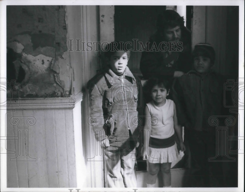 Load image into Gallery viewer, Press Photo Juanito Cartagena, Sandy Alendinning, Johnny Camacho
