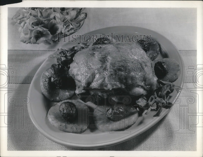 Load image into Gallery viewer, 1937 Press Photo Roast Lamb
