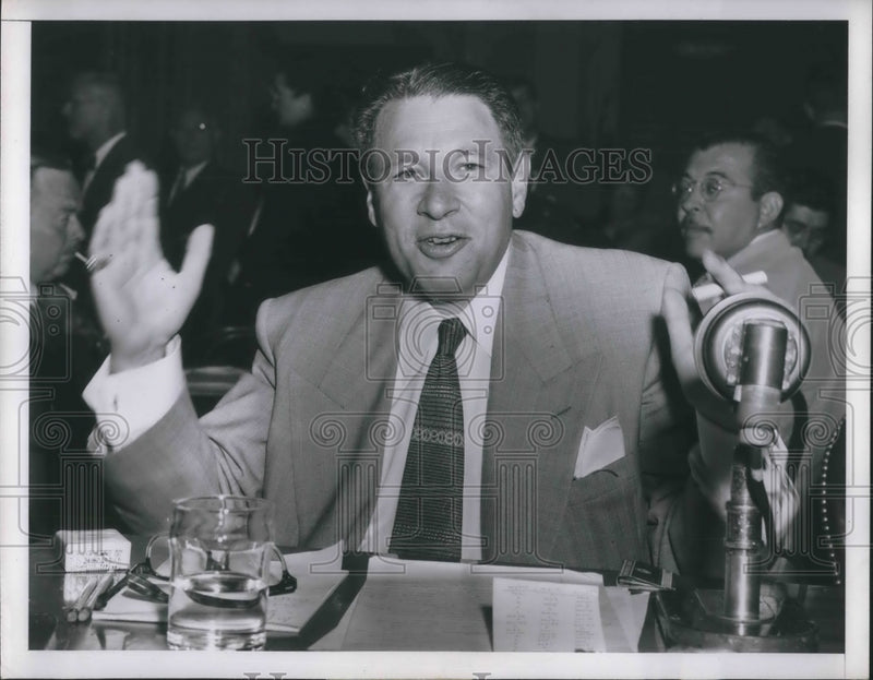 Load image into Gallery viewer, 1951 Press Photo Lithofold Corp Attorney Max Siskind
