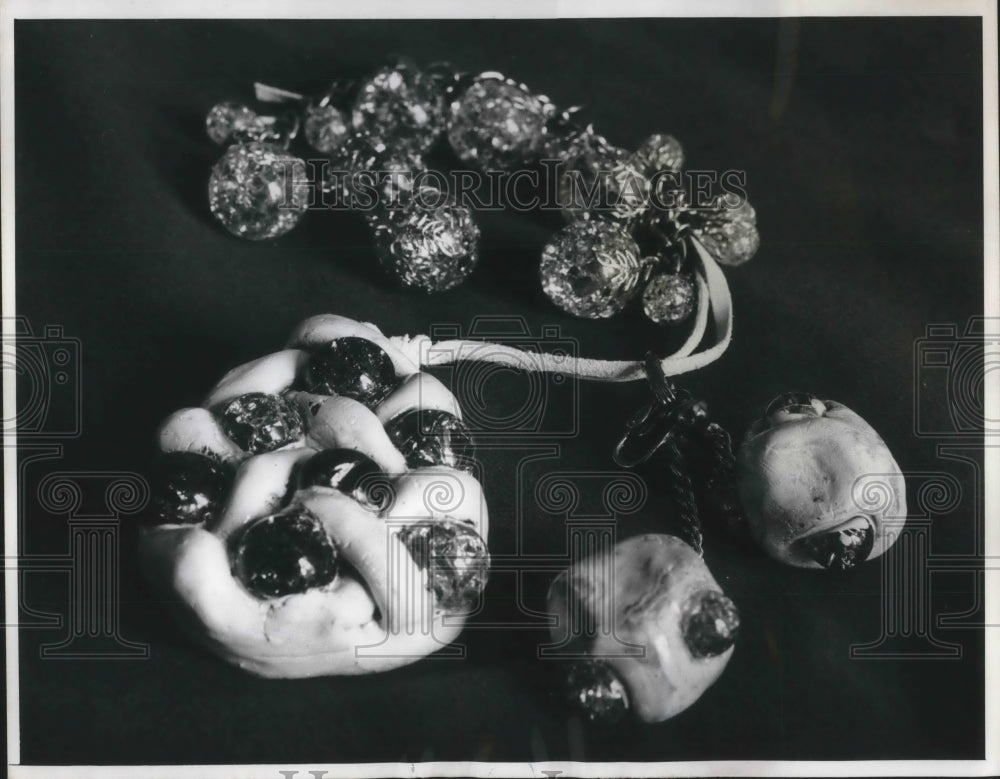 1963 Press Photo Brilliant charm bracelet crafted to look like pastries