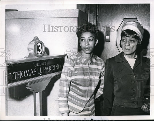 1967 Press Photo Mrs. Velma Jackson and Mrs. Belle Dillard