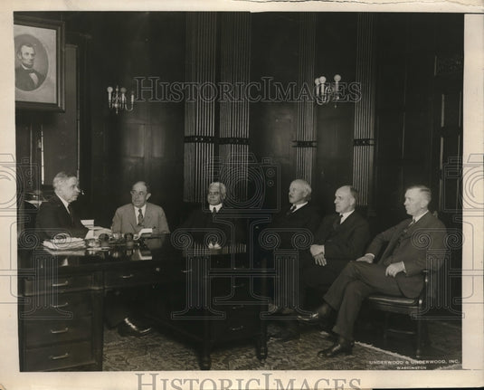 1926 Press Photo Five special superintendents on St. Elizabeth's survey