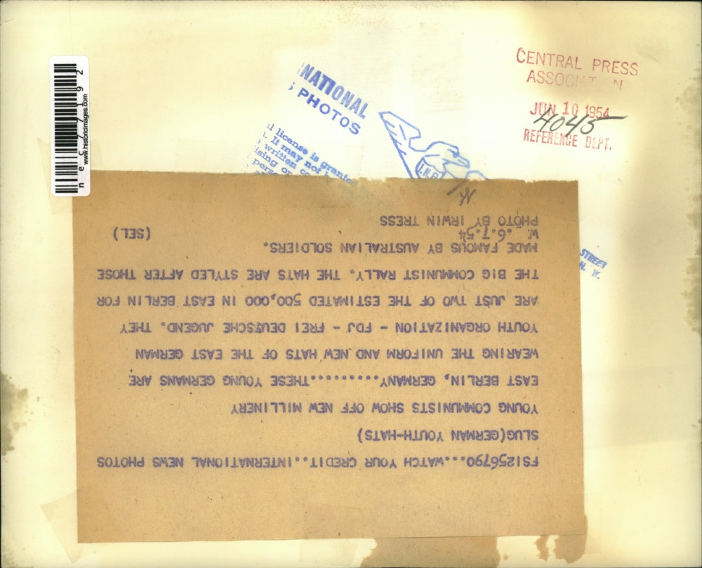 1954 Press Photo New uniform of East German Org. Frei Deutsche Jugend, FDJ