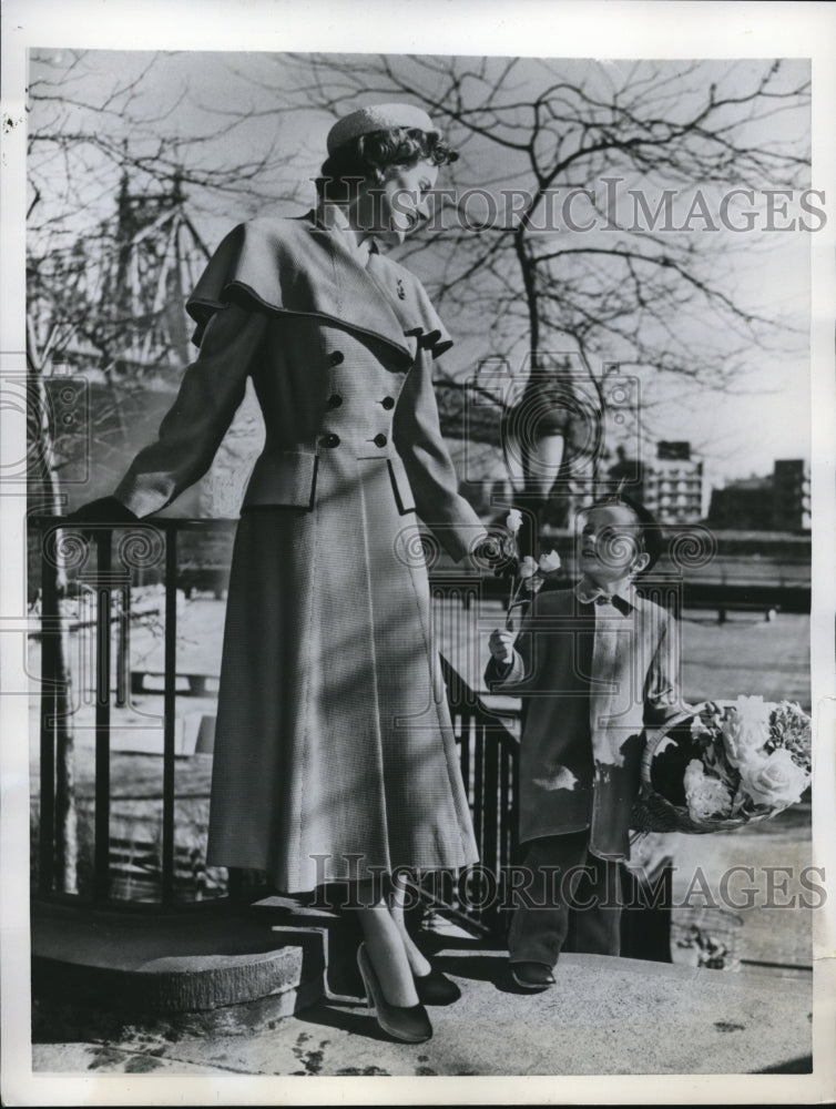Load image into Gallery viewer, 1950 Press Photo Double breasted and caped swing coat a Fashion for Easter

