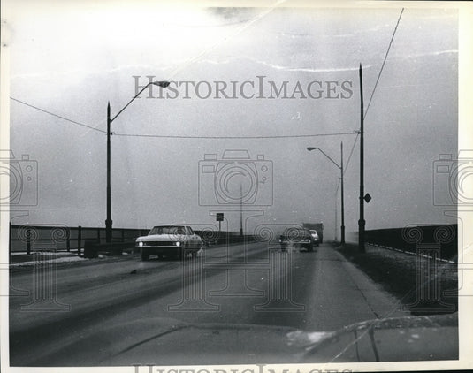 Press Photo Heading out on the highway