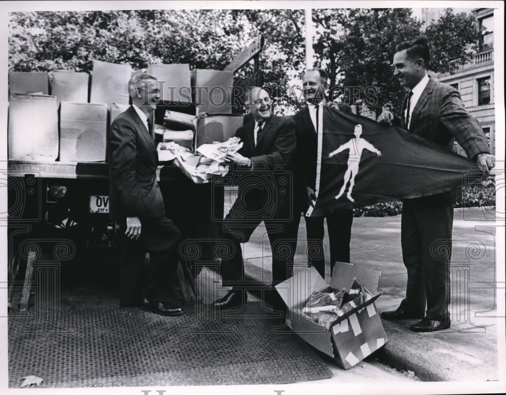 1965 Press Photo Dr Geige E. Theobald, Robert H. Ferguson, Edmond C. Chay - Historic Images