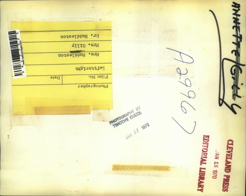 1970 Press Photo Mrs Huddleston, Mrs Gill & Mr Huddleston on a funeral