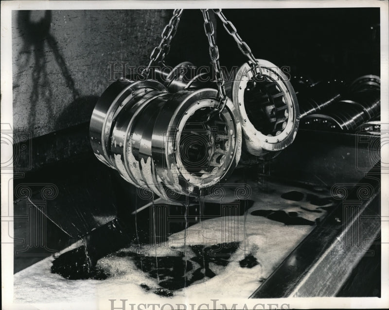 Load image into Gallery viewer, 1948 Press Photo Ball Bearings ready for shipment to industrial plants
