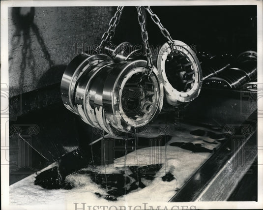 1948 Press Photo Ball Bearings ready for shipment to industrial plants