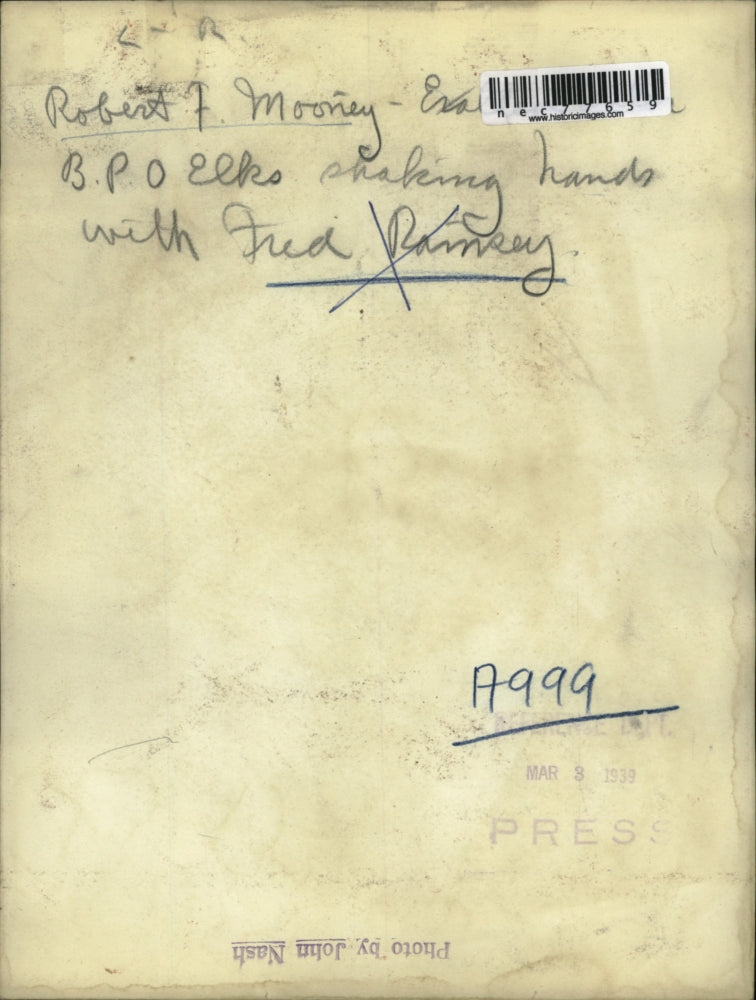 1939 Press Photo Robert F. Mooney with Fred Rainskey