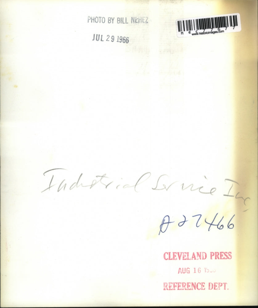 1966 Press Photo Machine at Industrial Service Inc.