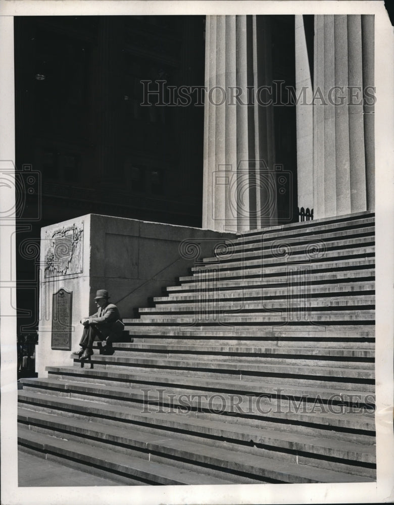 1940 Press Photo Wall Street The U.S Sub-treasury Building financial district NY