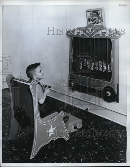 1961 Press Photo Handicap clinic therapy for child paryalsis victims