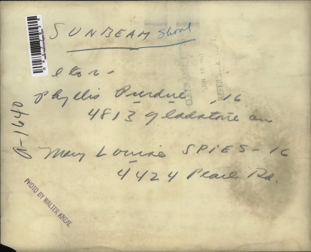 1947 Press Photo Students at Sunbeam School